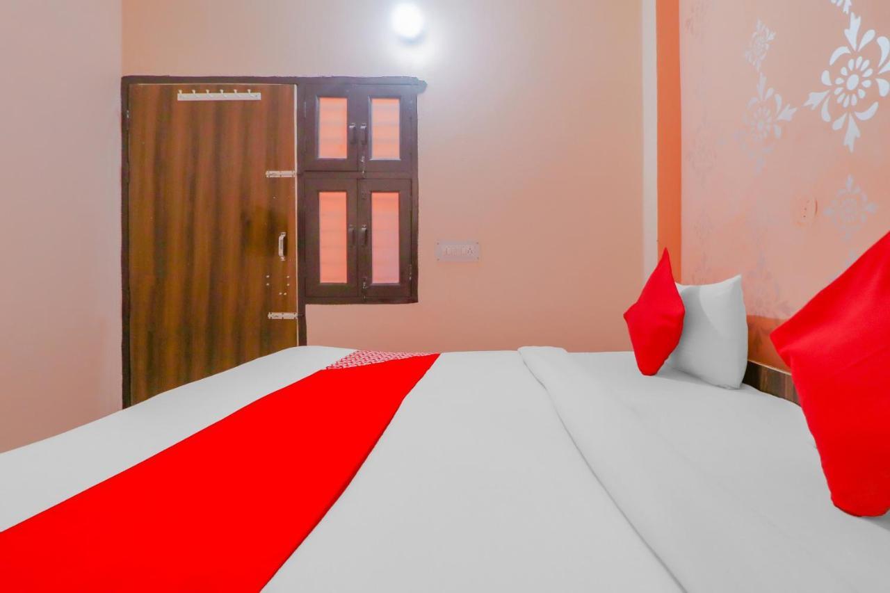 Hotel O Bhardwaj Guest House Garhi Harsaru Eksteriør bilde
